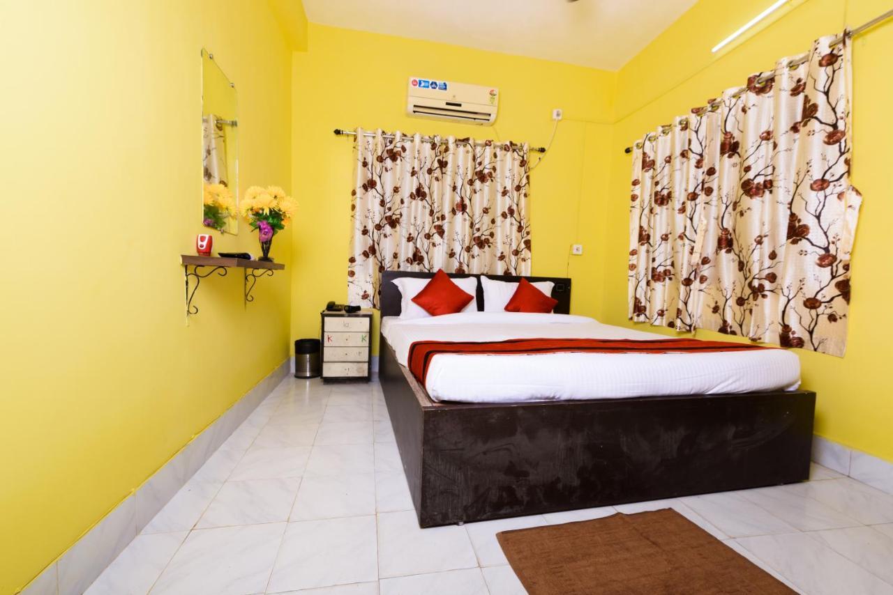 Sterling Baishakhi Hotel Calcutta Buitenkant foto