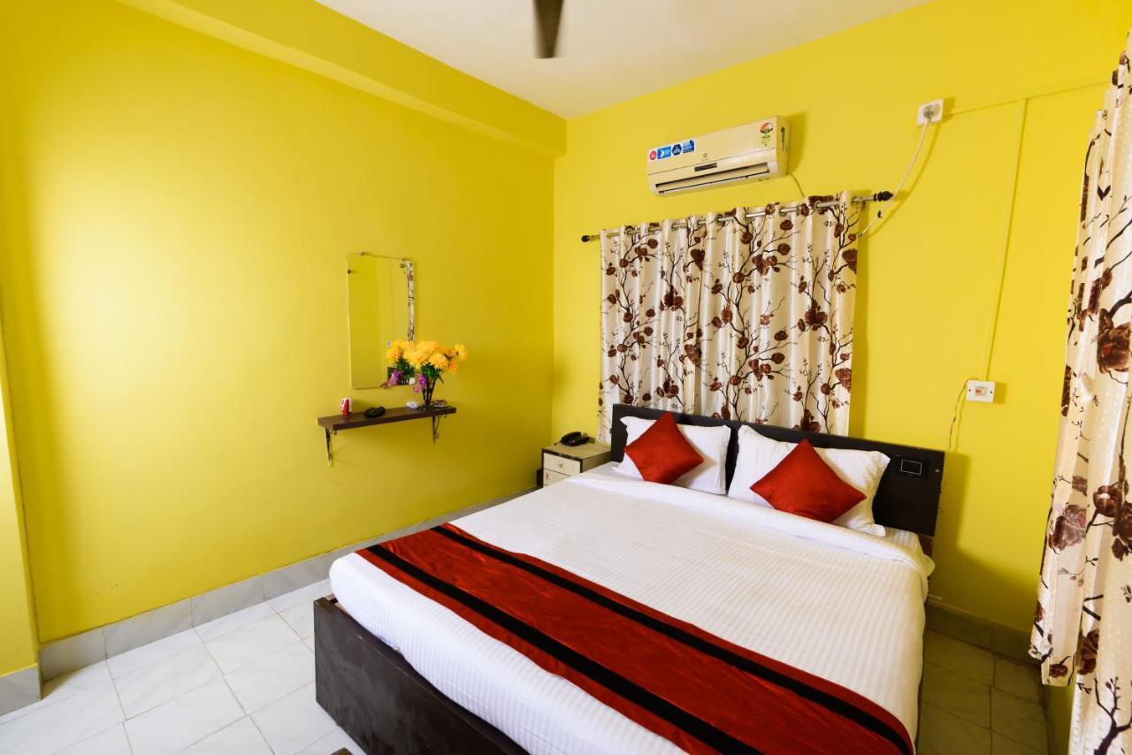 Sterling Baishakhi Hotel Calcutta Buitenkant foto