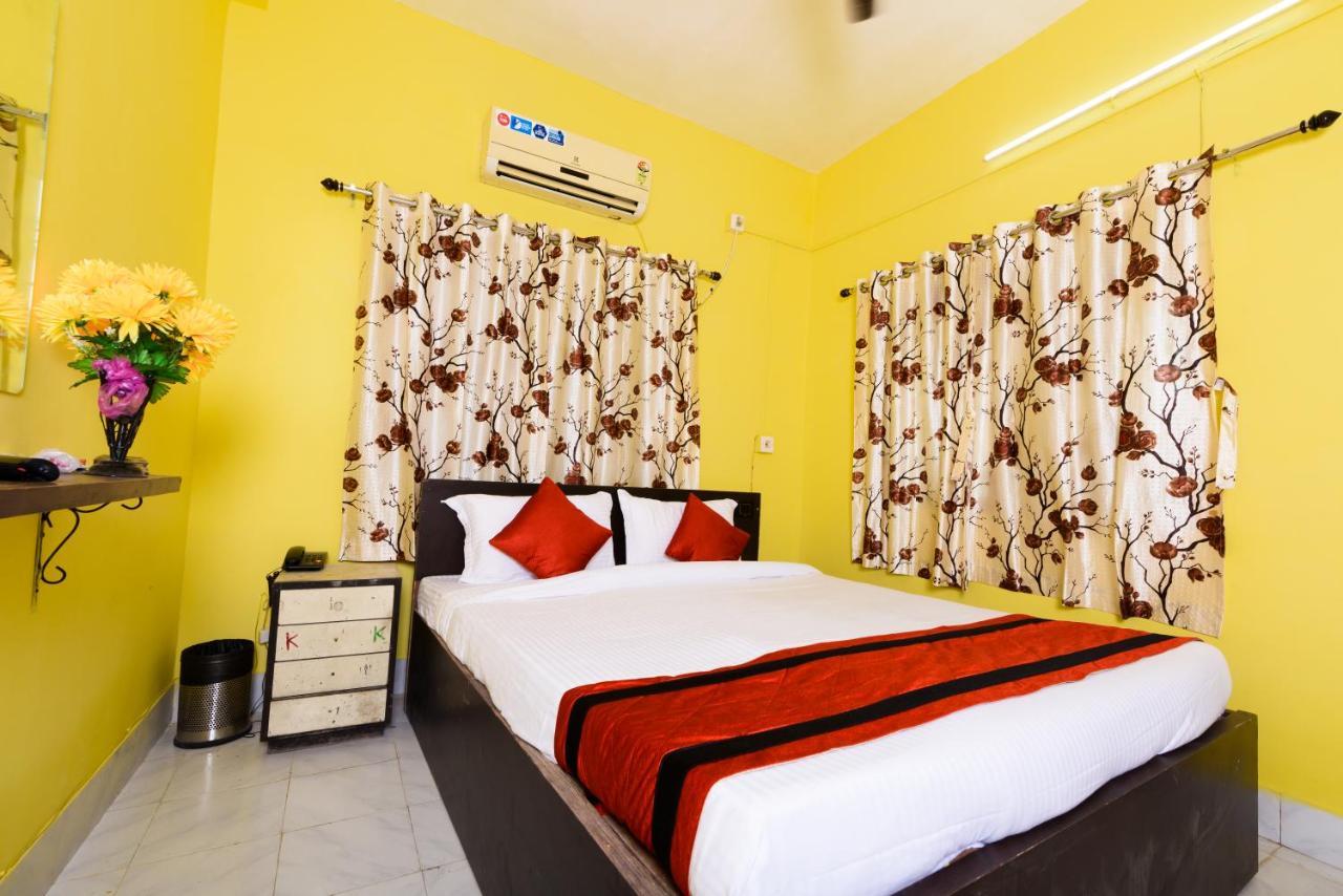 Sterling Baishakhi Hotel Calcutta Buitenkant foto